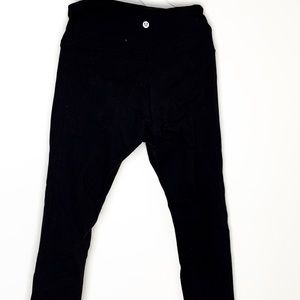 LULULEMON WONDER UNDER LEGGING!!!